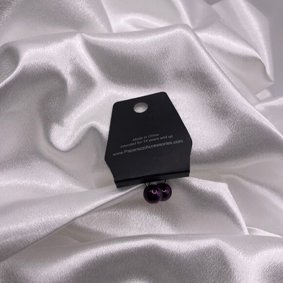 Paparazzi Vintage Round Appraisal Purple Pearl Drop Statement Earrings - Picture 5 of 5